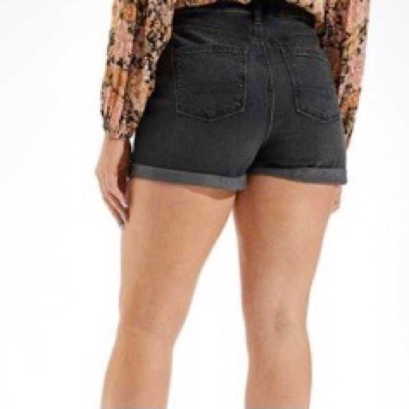 Comfort Stretch high waisted black shorts - Picture 2 of 5